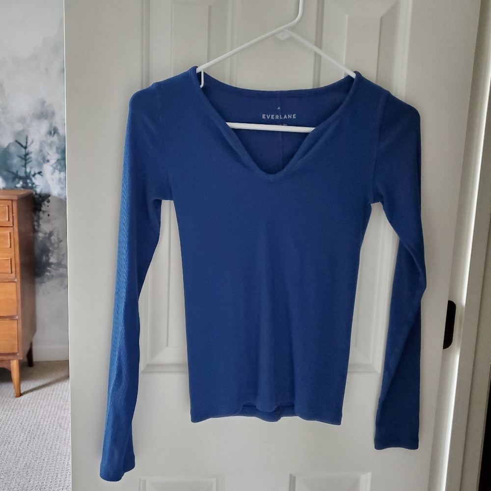 .. Everlane The Pima Micro-Rib U-Neck Long Sleeve, Royal Blue (XS)
